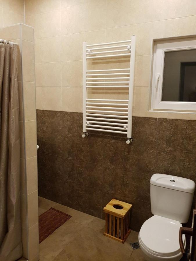 Tkhibuli Guest House Tqibuli Ngoại thất bức ảnh