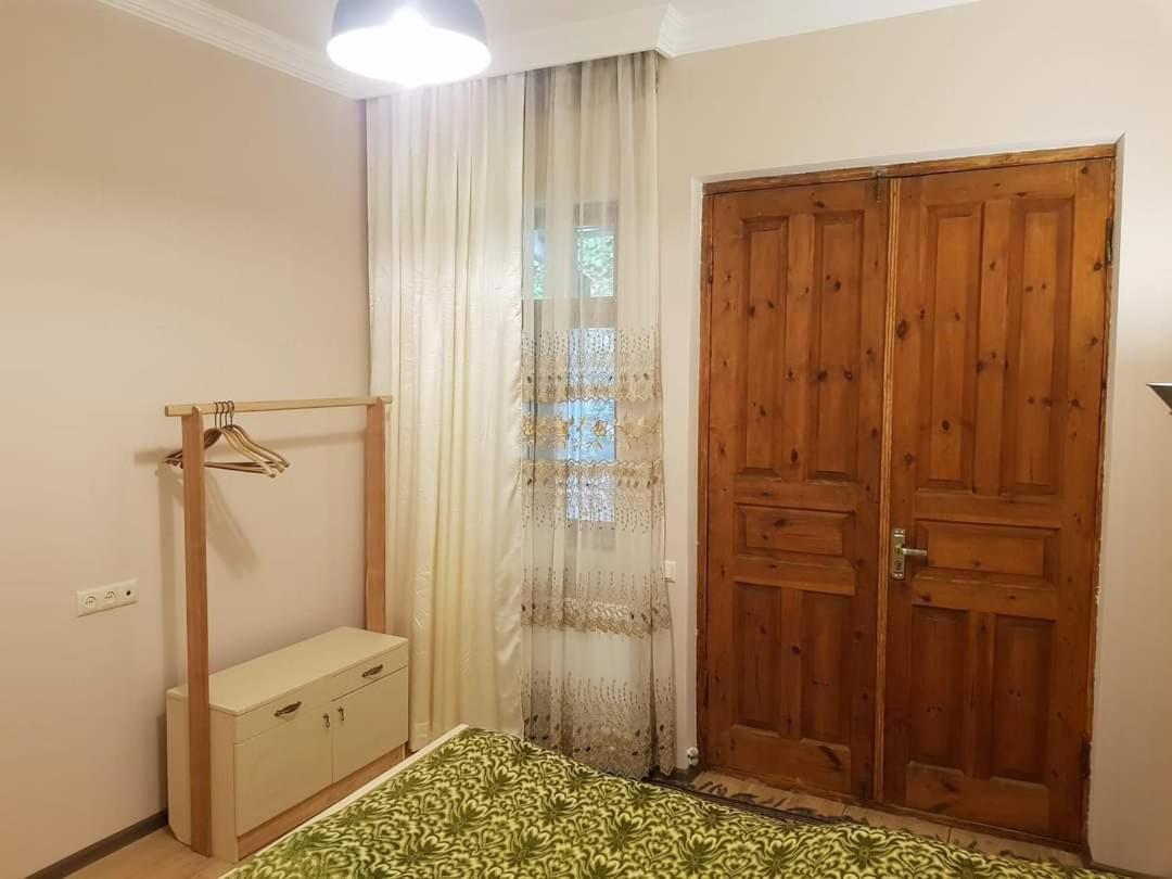 Tkhibuli Guest House Tqibuli Ngoại thất bức ảnh